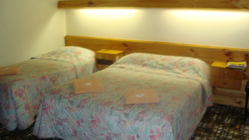 Coomacountry Club Motor Inn Ngoại thất bức ảnh