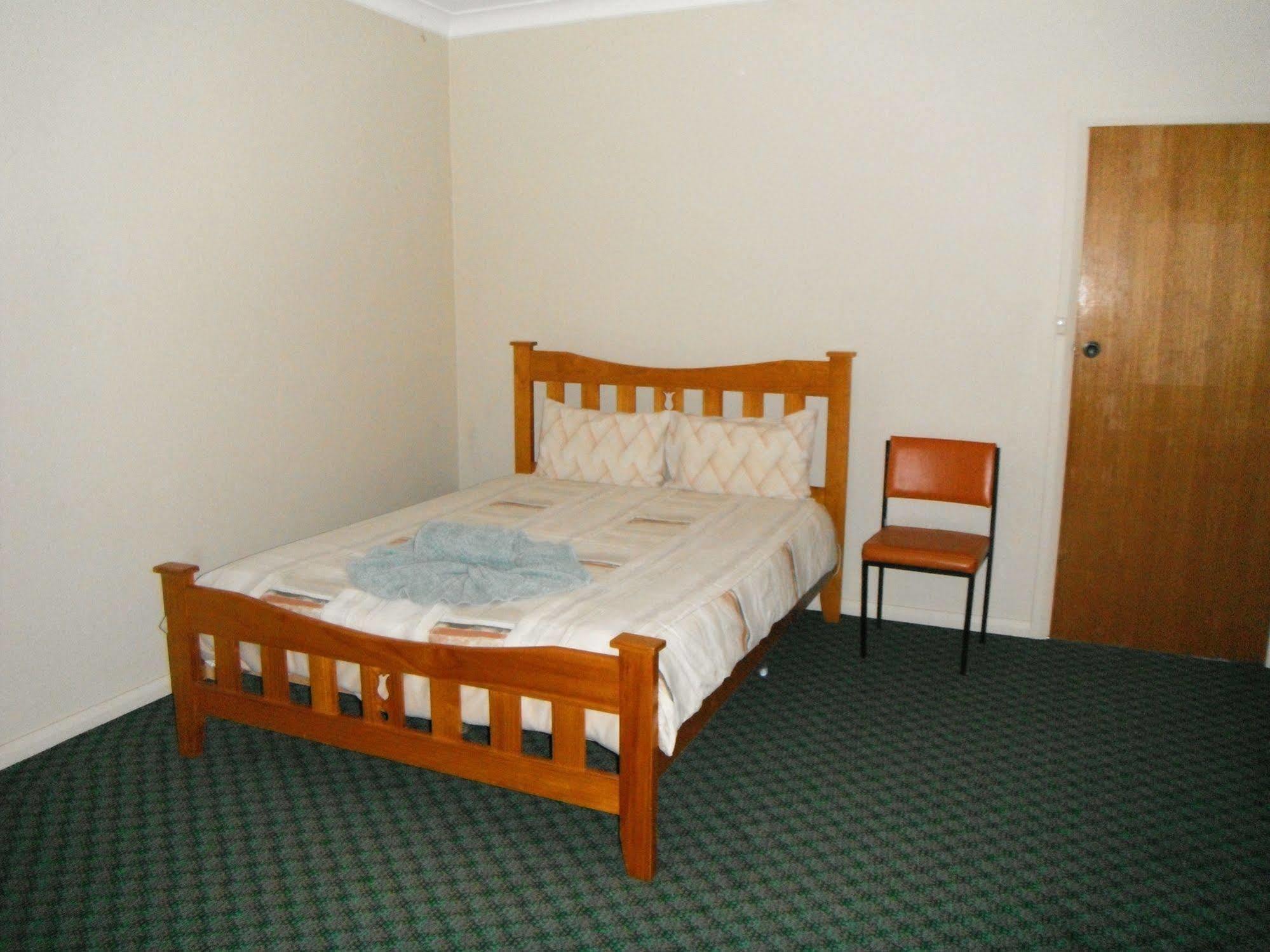 Coomacountry Club Motor Inn Ngoại thất bức ảnh